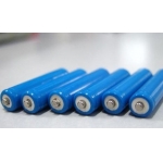 影響三元材料成本價格的兩大因素碳酸鋰和鈷。